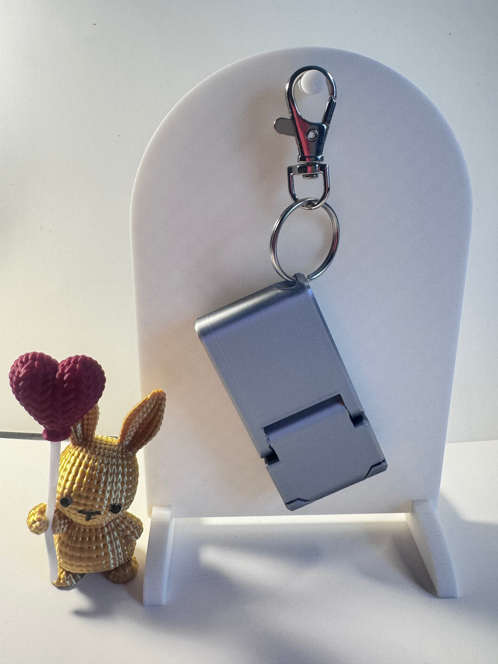 ✨Phone Stand Keychain | Hands-Free Viewing On The Go✨