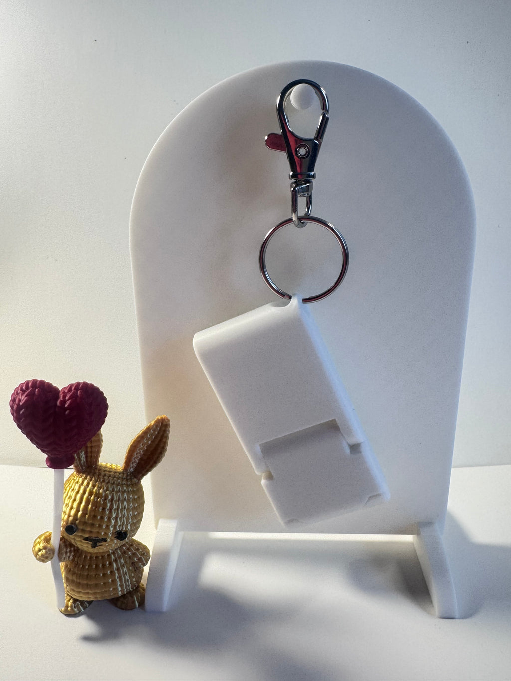✨Phone Stand Keychain | Hands-Free Viewing On The Go✨