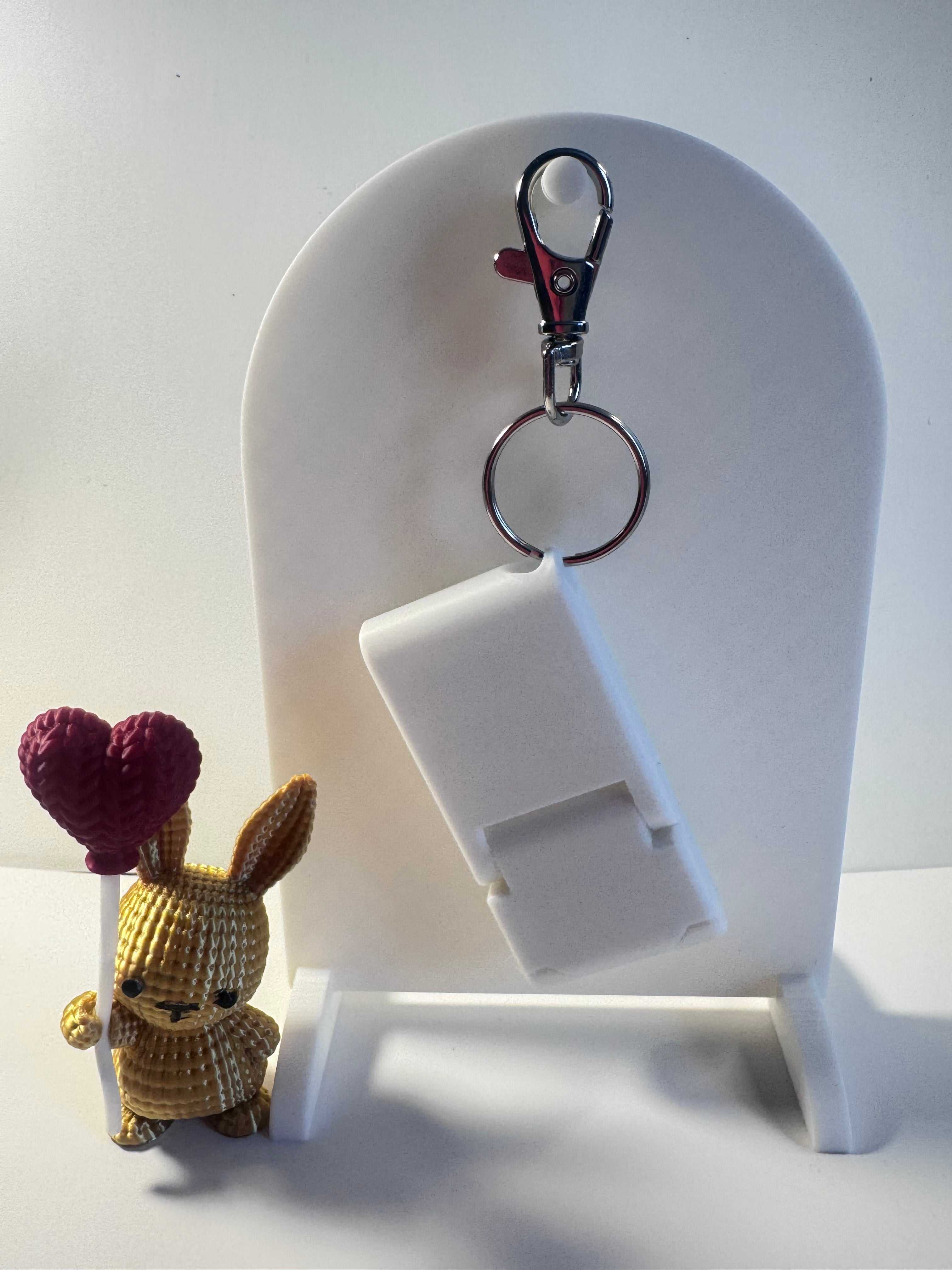 ✨Phone Stand Keychain | Hands-Free Viewing On The Go✨